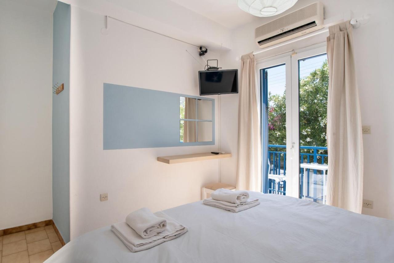 Livadia Seaside Studios 10 Páros Buitenkant foto